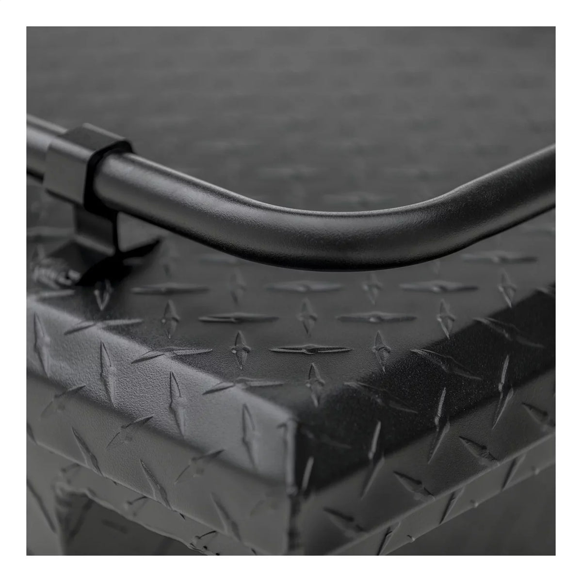 UWS/United Welding Services SL-72-LP-MB-R UWSSL-72-LP-MB-R 72IN SECURE LOCK LOW PRO MATTE BLACK WITH RAIL TOOLBOX
