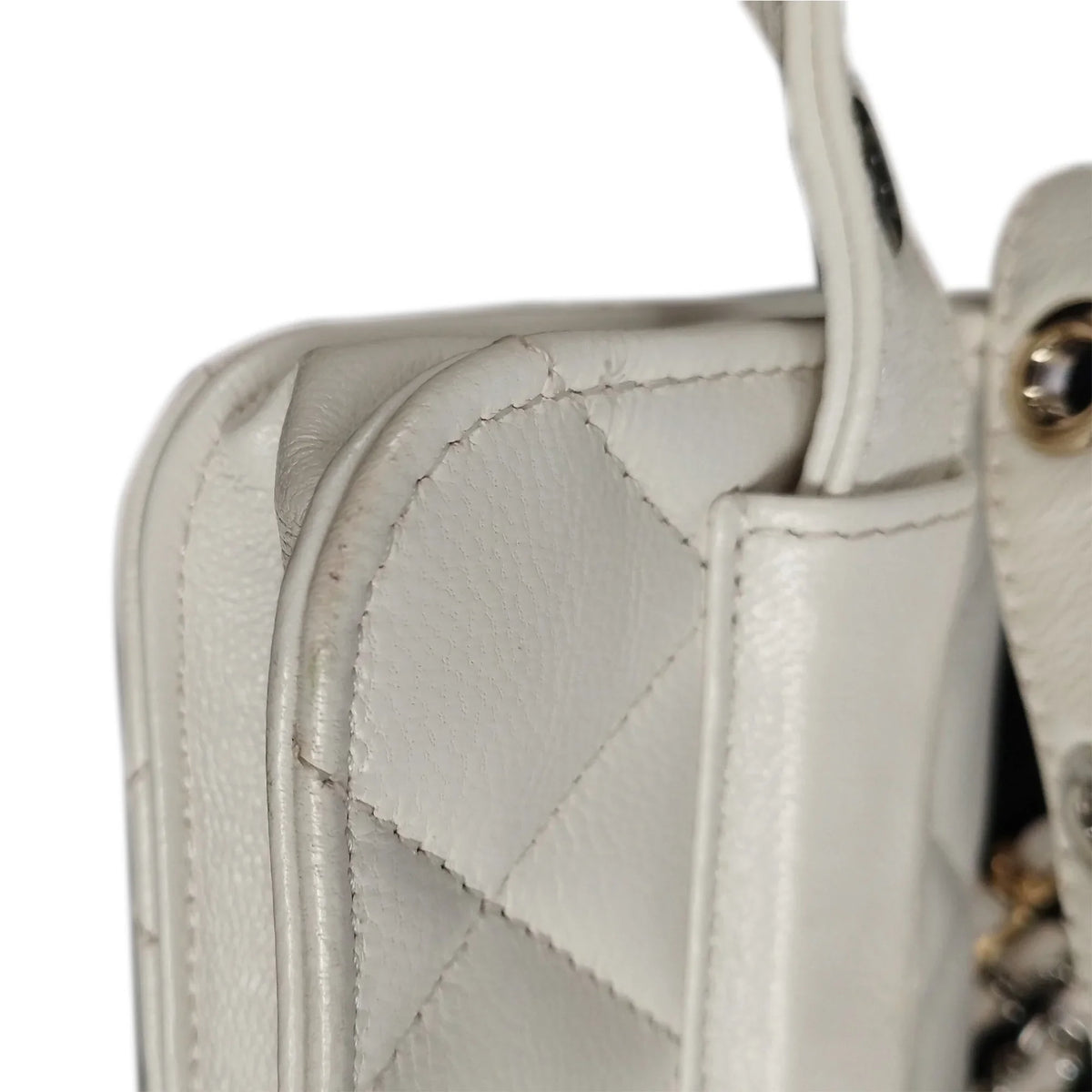 Pre-Owned Authenticated Chanel Punk Chain Belt Bag Lambskin Leather White Unisex (Good)